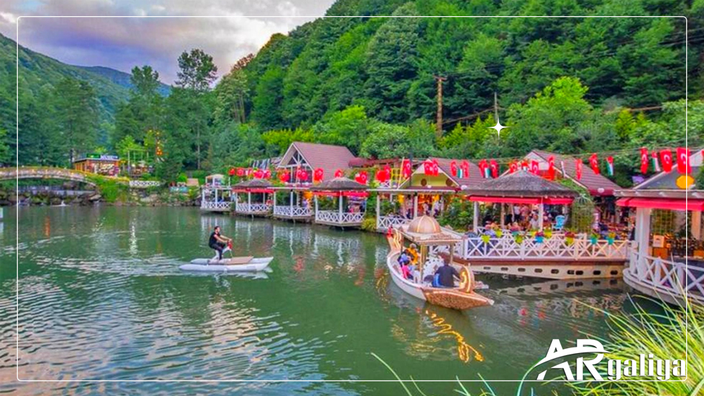المناظر الطبيعية الخلابة في جولة قرية سبانجا